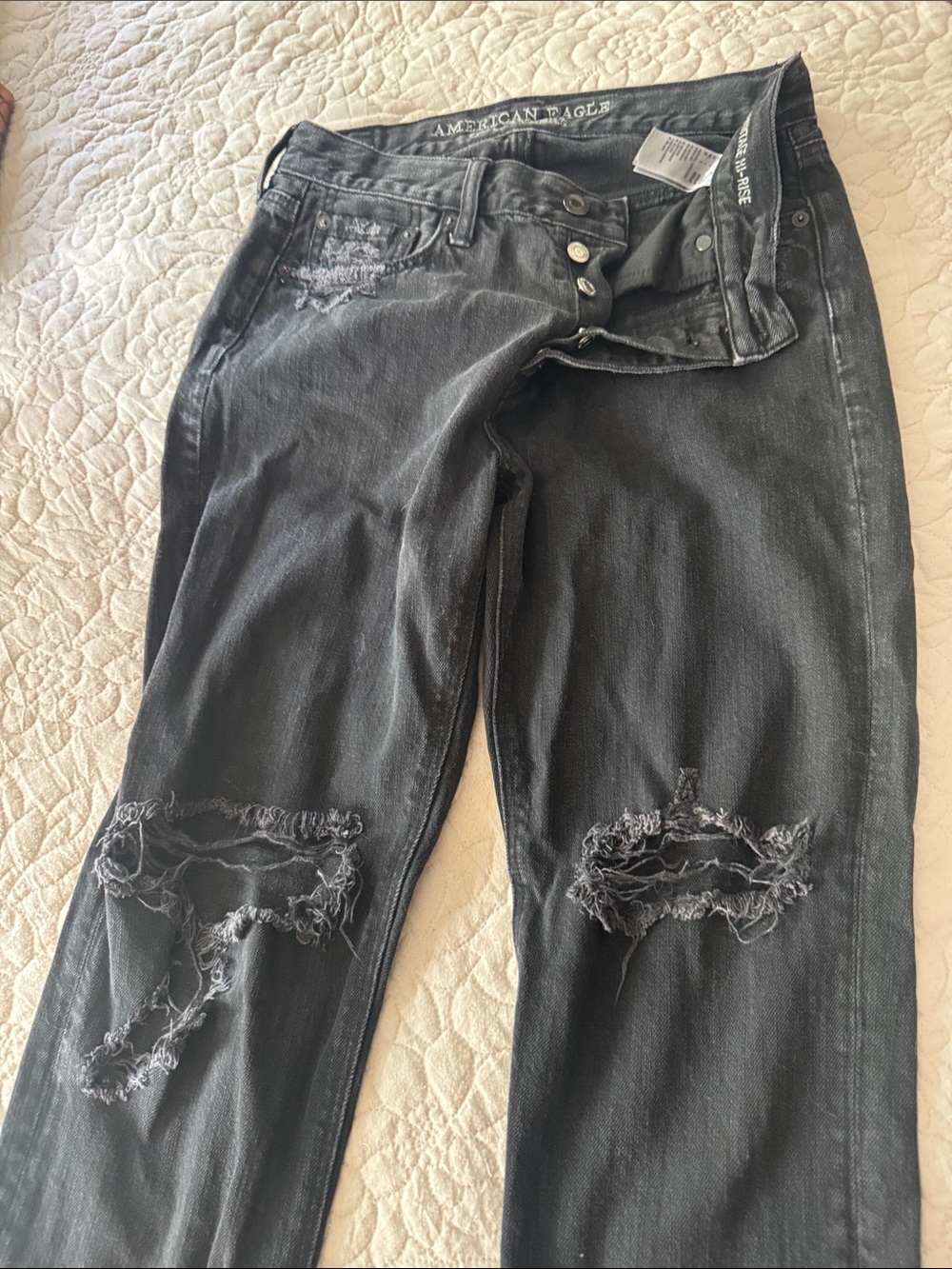 American Eagle Vintage Outfitters Black Distressed Jeans